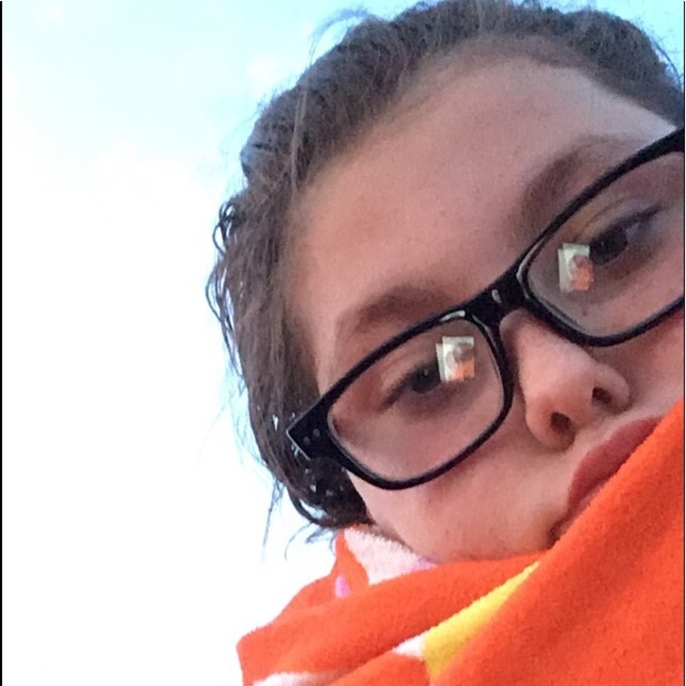 Meet your Posher, Amber